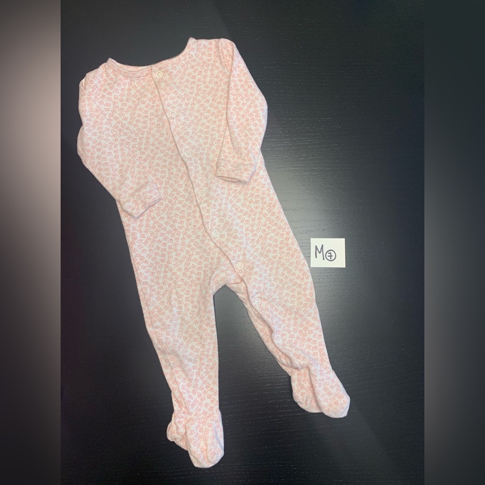 ⭐️2/$5.00⭐️ Joe Fresh 6-12m Pink and White Sleeper